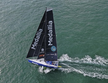 Medallia soutient Pip Hare pour sa première Route du Rhum