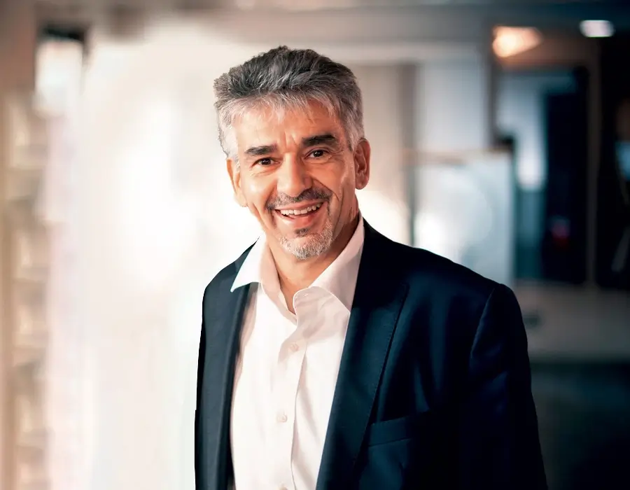 DATASOLUTION : Nous croyons à un modèle où l’IA vient renforcer l’expertise humaine, pas la remplacer